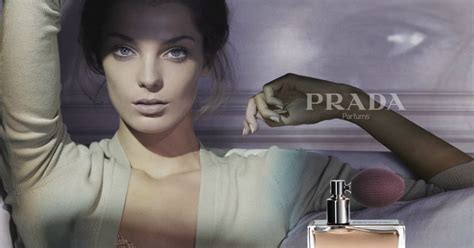 la chica es ámber prada|Prada Amber: 20 Years of a Classic ~ Vintages .